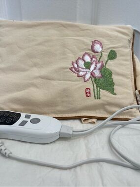 Aesthetic Chinese Herbal Heat Therapy Pad | Period Cramps | TCM Wellness